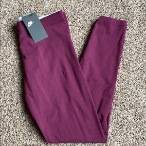 New w/ tags Nike leggings